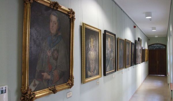 Going. | Galeria Portretów - Muzeum Archidiecezjalne
