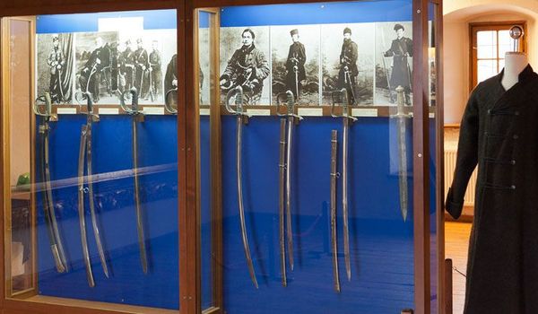 Going. | Broń Biała - Muzeum Militariów Arsenał Miejski - Oddział Muzeum Miejskiego