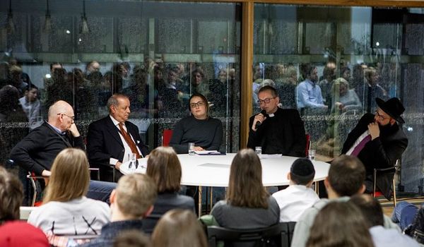 Going. | Sympozjum / Pokój! Pokój dalekim i bliskim - Muzeum Historii Żydów Polskich POLIN