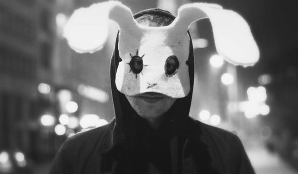 Going. | Sleep Party People - Gdański Teatr Szekspirowski