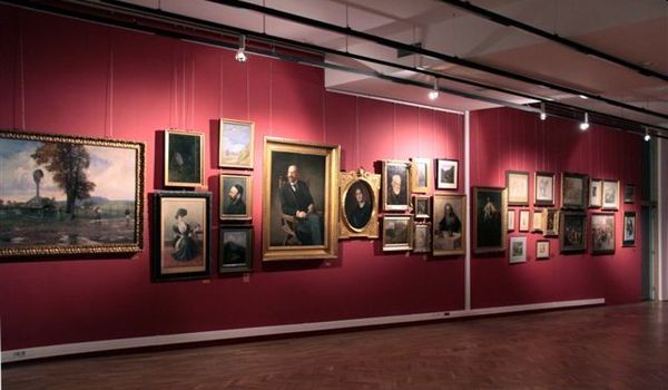 Going. | Wystawa "Galeria Malarstwa Polskiego Xix I Xx W." - Kamienica czynszowa przy ul. św. Wojciecha 9 w Opolu