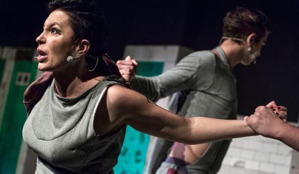 Going. | Dyktanda - Teatr Barakah / ArtCafe Barakah