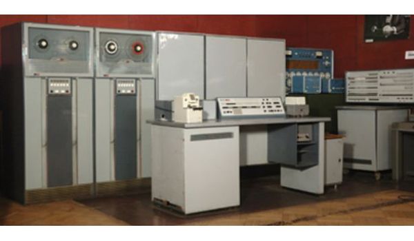 Going. | Technika Komputerowa - Muzeum Techniki i Przemysłu NOT